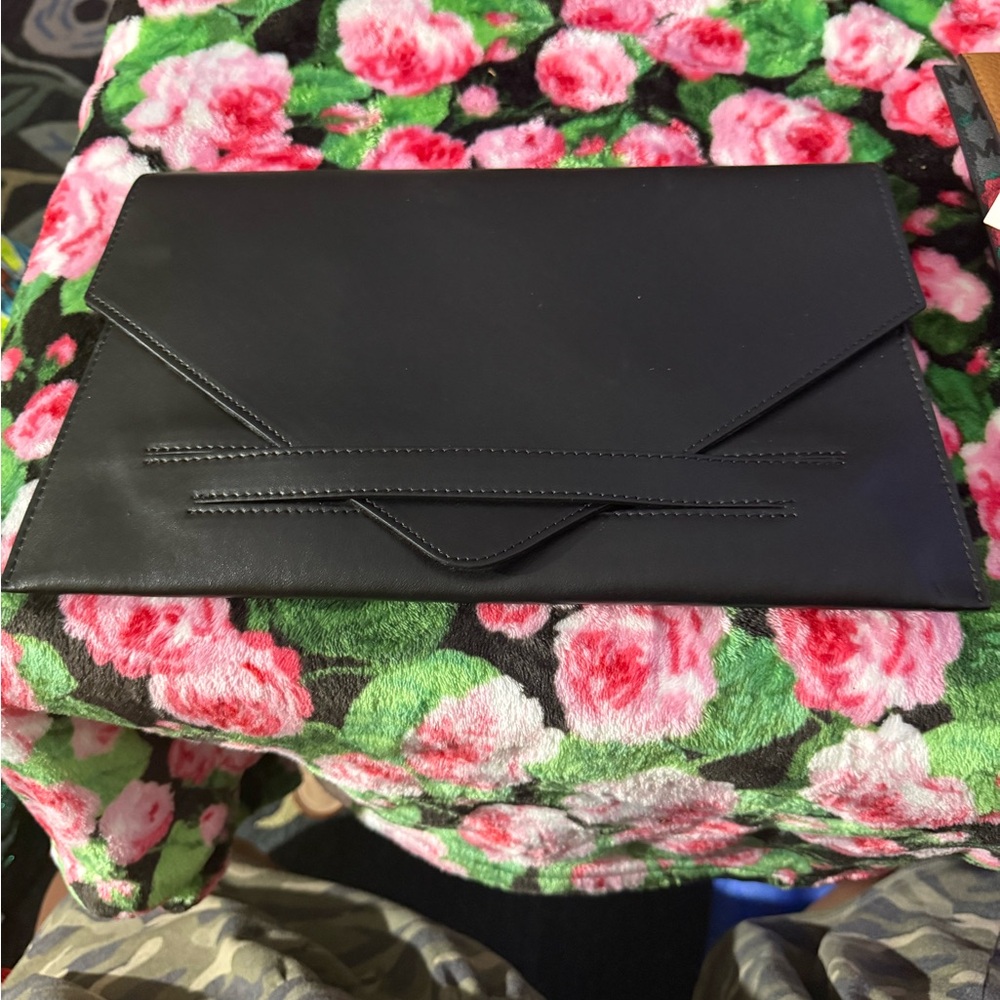 Alberta Divcanio Black Envelope Clutch